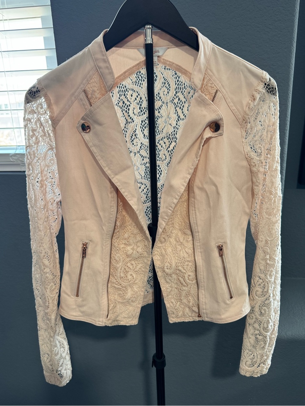 Y2K Candie's Lace Sleeve Jacket in Blush/Light Pink